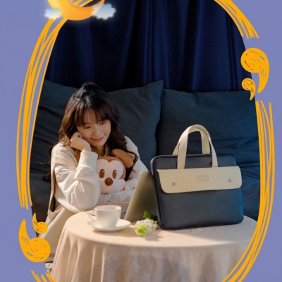 Túi Xách Da Mickey Macbook Chính Hãng