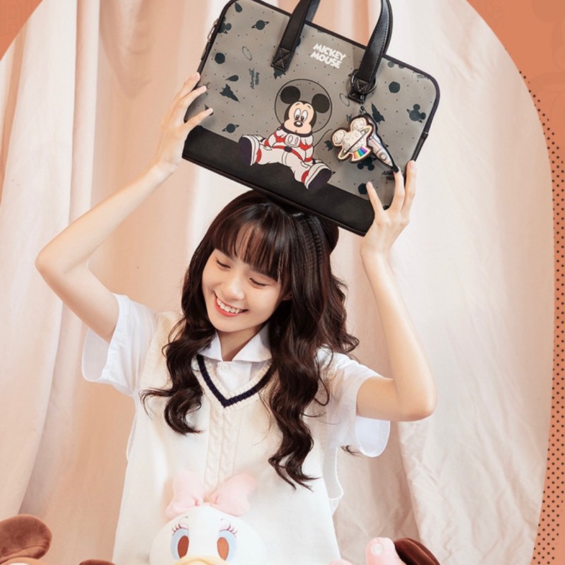 Túi Xách Mickey Phi Hành Gia Macbook Chính Hãng